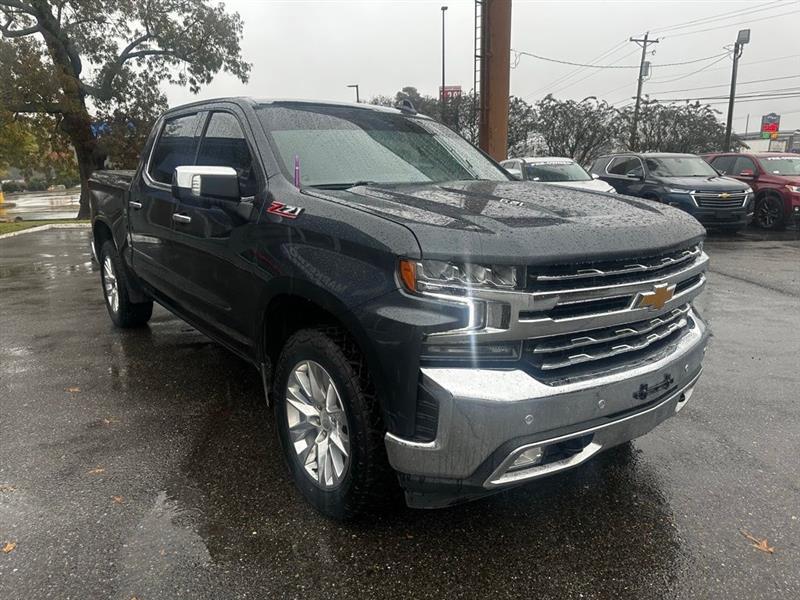 Chevrolet Silverado 1500 Limited LTZ Crew Cab 4WD 2022