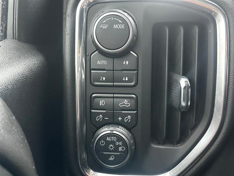 Chevrolet Silverado 1500 Limited LTZ Crew Cab 4WD 2022
