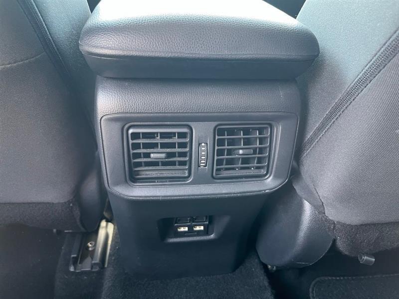 Toyota RAV4 XLE 2021