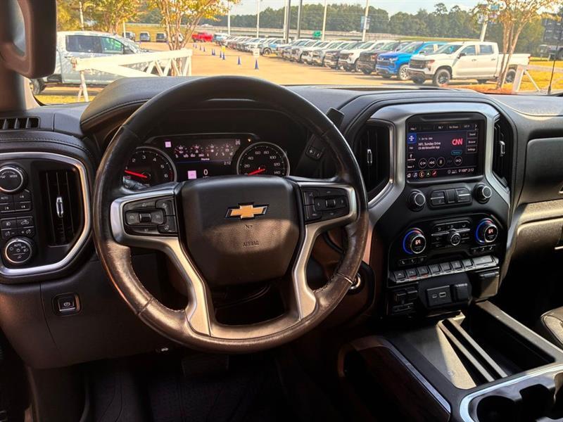 Chevrolet Silverado 1500 LTZ Crew Cab 4WD 2020