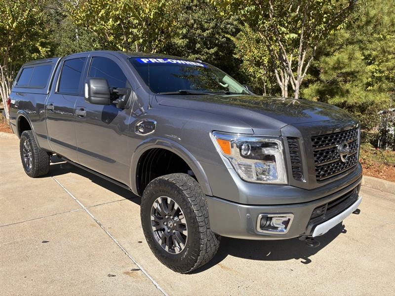 2018 Nissan Titan XD PRO-4X Crew Cab 4WD Diesel