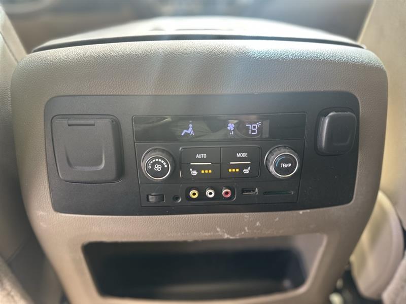 Chevrolet Suburban LTZ 4WD 2016