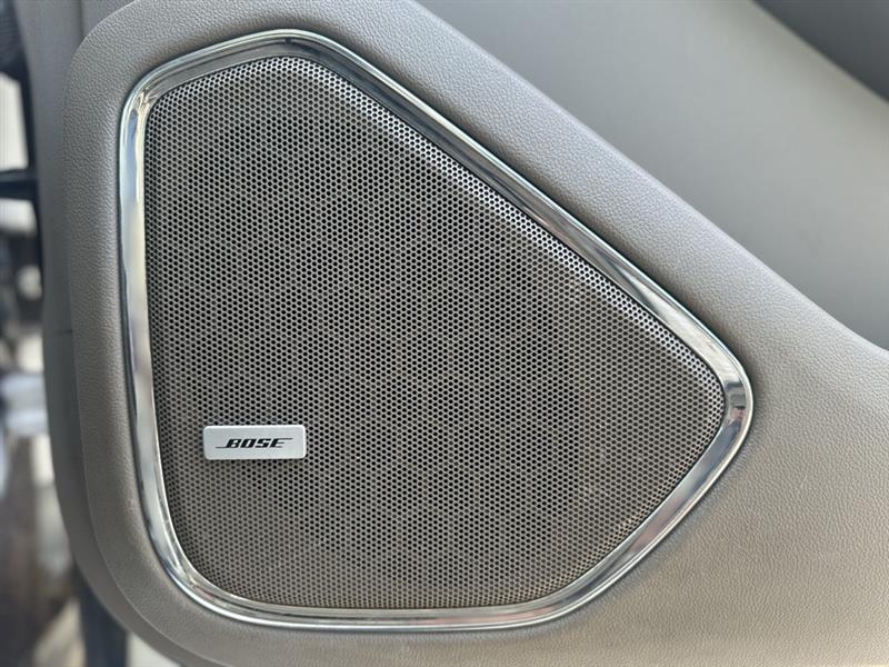 Chevrolet Suburban LTZ 4WD 2016