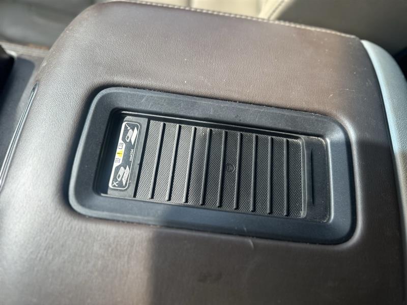 Chevrolet Suburban LTZ 4WD 2016