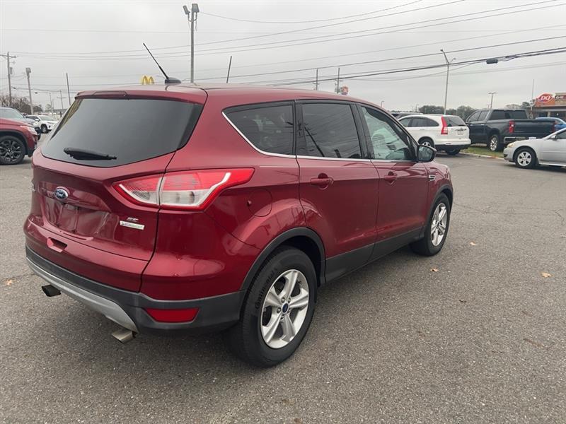 Ford Escape SE FWD 2015