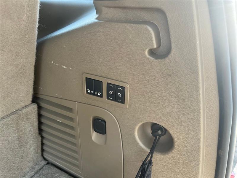 GMC Yukon SLT 2WD 2020