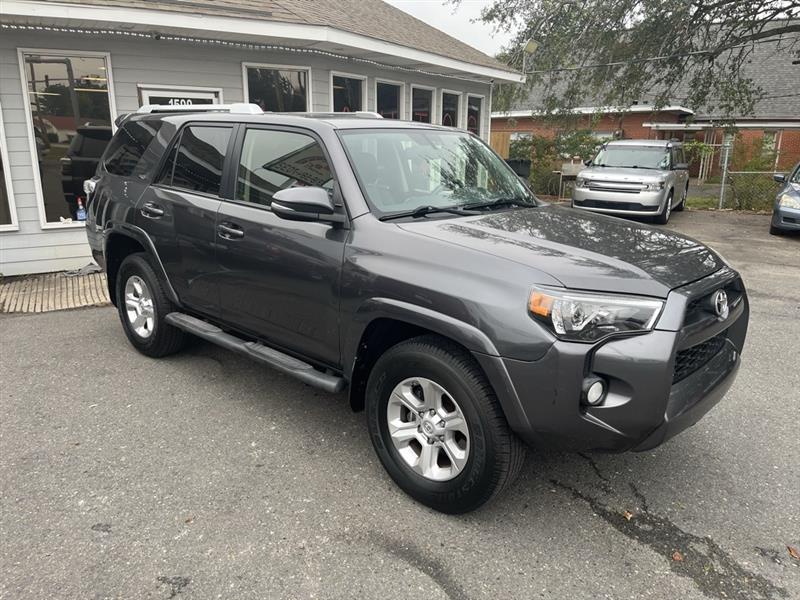 Toyota 4Runner SR5 2WD 2015