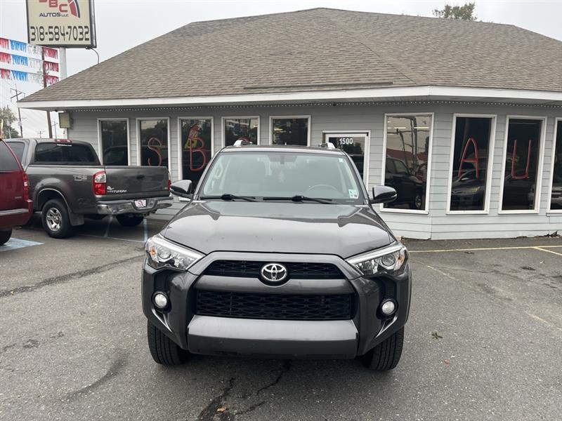 Toyota 4Runner SR5 2WD 2015