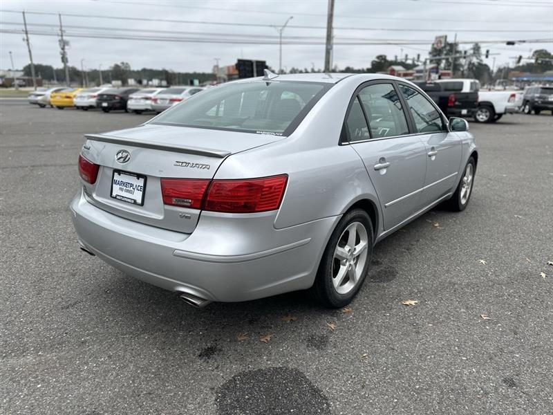 Hyundai Sonata SE V6 2009