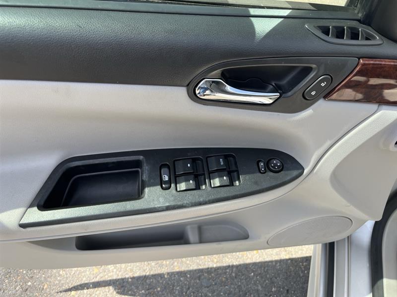 Chevrolet Impala LT 2011