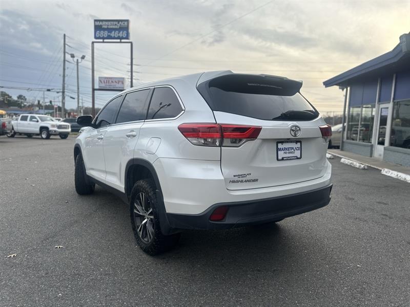Toyota Highlander LE FWD I4 2019