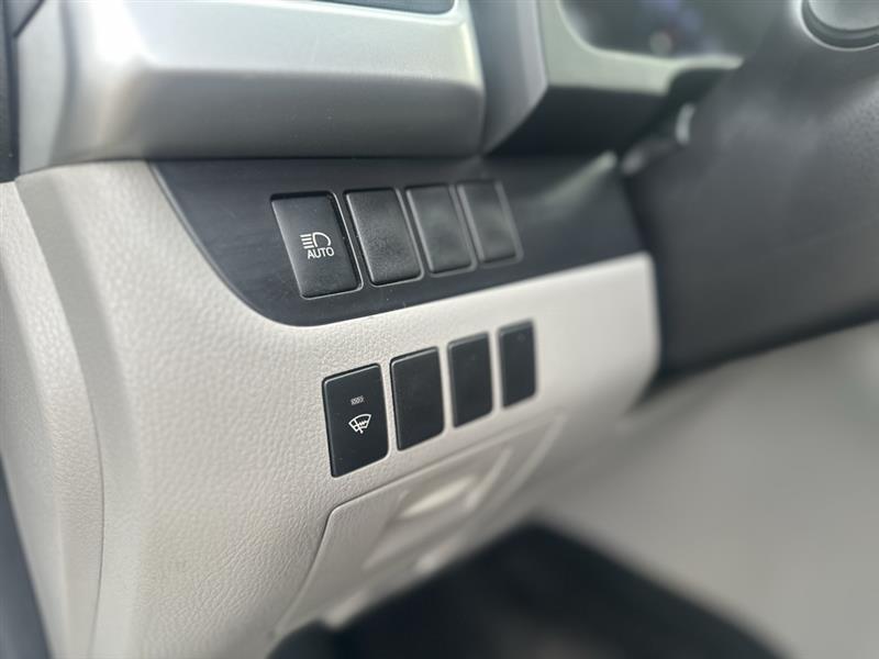 Toyota Highlander LE FWD I4 2019