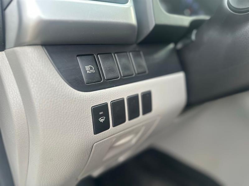 Toyota Highlander LE FWD I4 2019