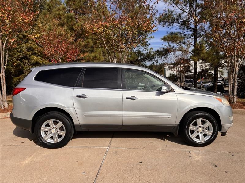 Chevrolet Traverse LT2 AWD 2010