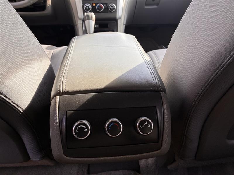Chevrolet Traverse LT2 AWD 2010