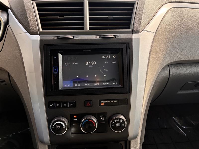 Chevrolet Traverse LT2 AWD 2010