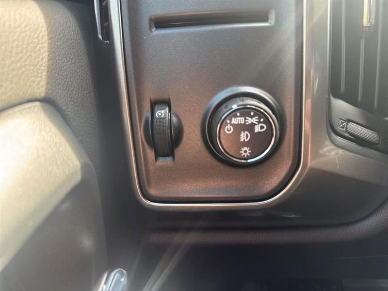 Chevrolet Silverado 1500 LT Crew Cab 2WD 2017