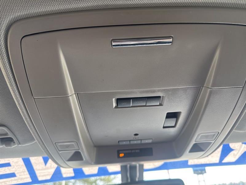 Chevrolet Silverado 1500 LT Crew Cab 2WD 2017