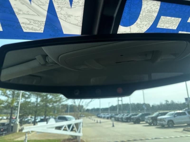 Chevrolet Silverado 1500 LT Crew Cab 2WD 2017