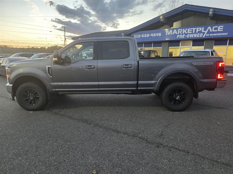 Ford F-250 SD Lariat Crew Cab 4WD 2022