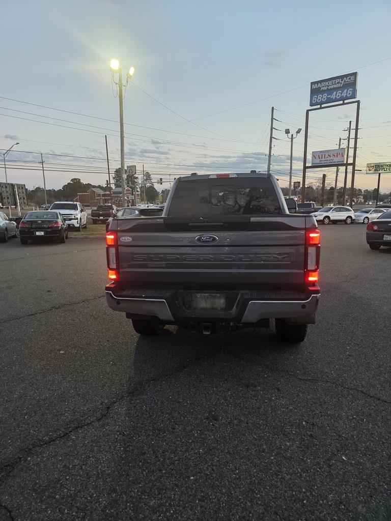 Ford F-250 SD Lariat Crew Cab 4WD 2022