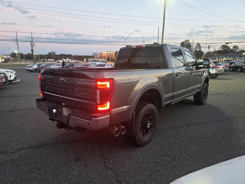 Ford F-250 SD Lariat Crew Cab 4WD 2022