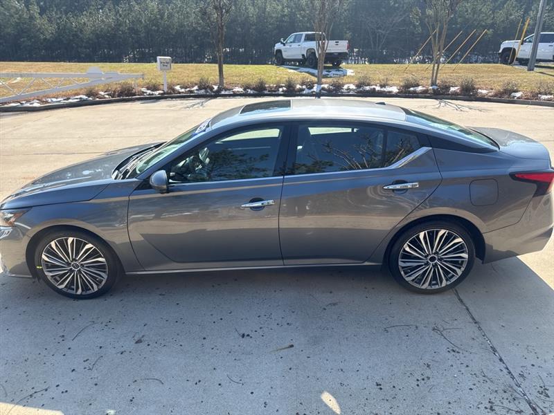 Nissan Altima 2.5 SL 2023