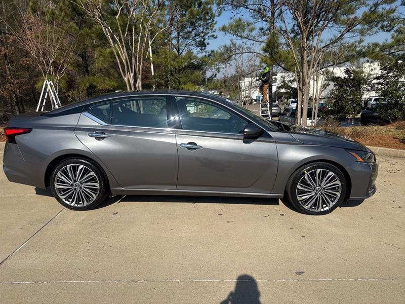 Nissan Altima 2.5 SL 2023