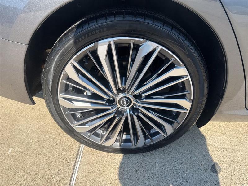 Nissan Altima 2.5 SL 2023