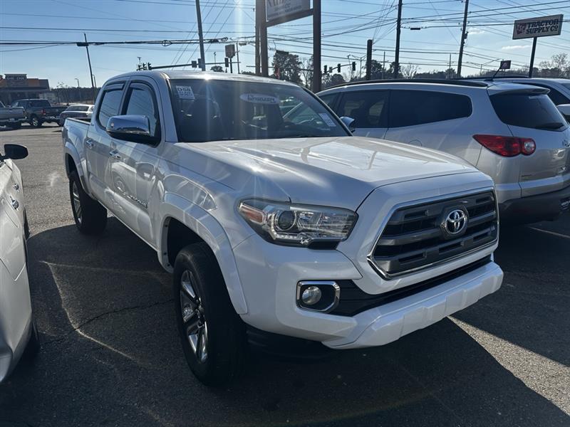 2017 Toyota Tacoma Limited Double Cab V6 6AT 2WD