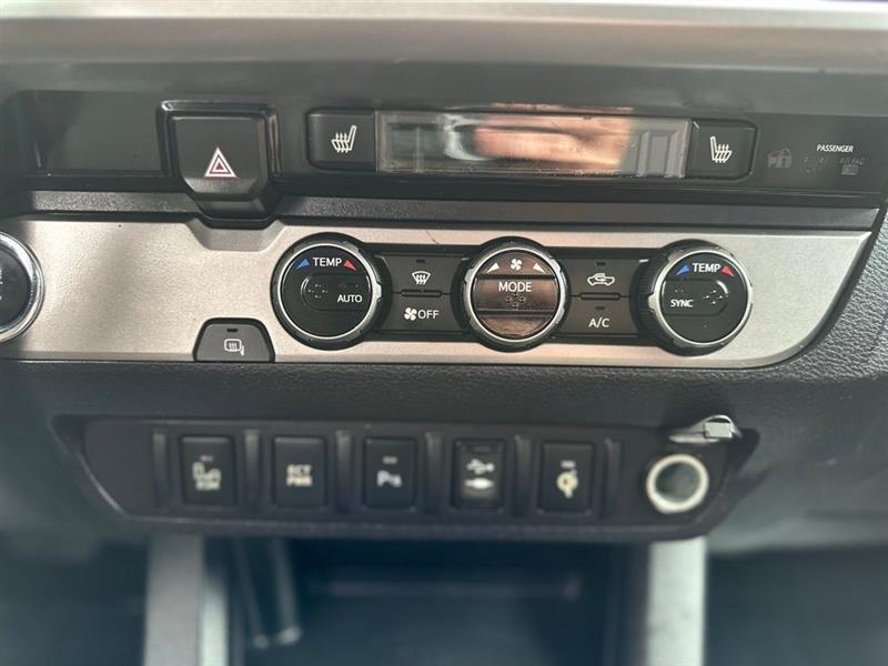 Toyota Tacoma Limited Double Cab V6 6AT 2WD 2017