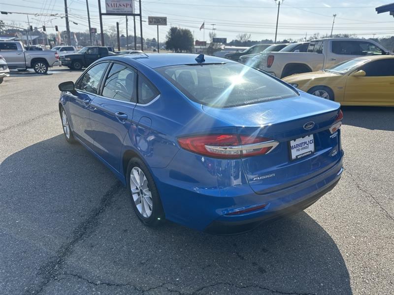 Ford Fusion SE 2020
