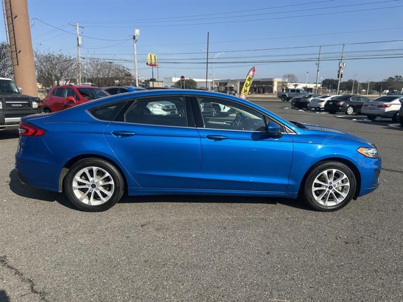 Ford Fusion SE 2020