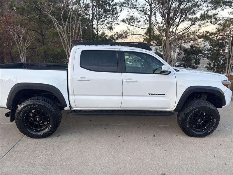 Toyota Tacoma SR5 Double Cab Long Bed V6 6AT 4WD 2018