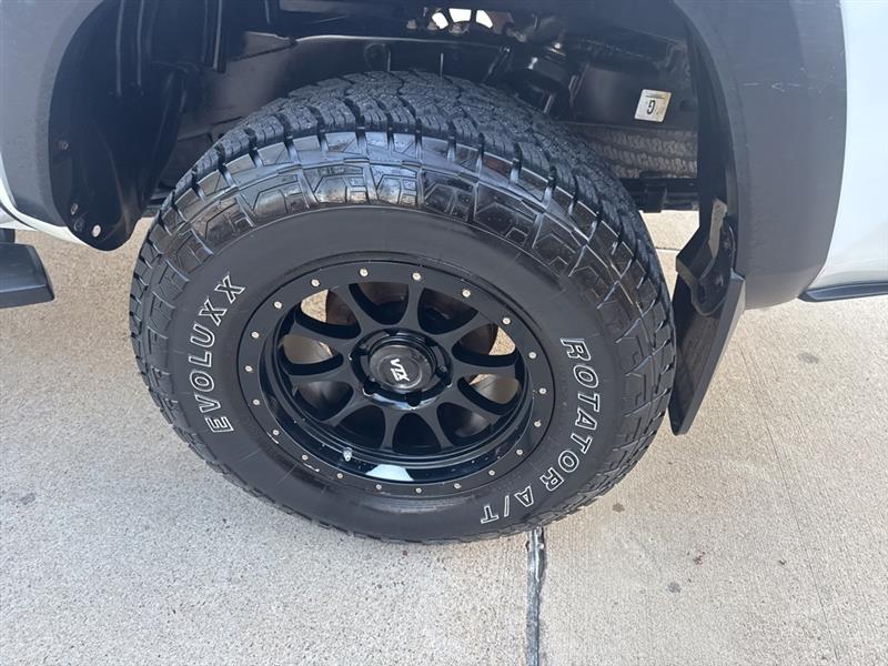 Toyota Tacoma SR5 Double Cab Long Bed V6 6AT 4WD 2018