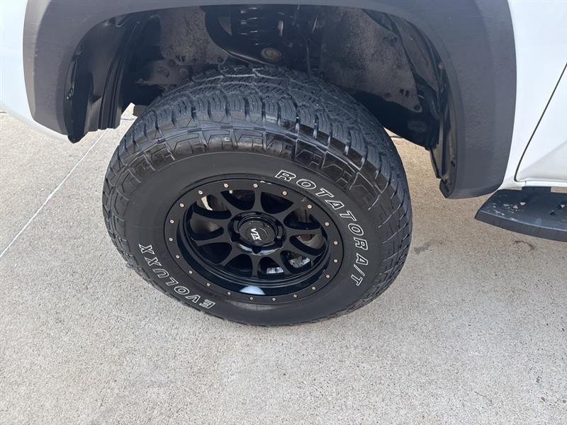 Toyota Tacoma SR5 Double Cab Long Bed V6 6AT 4WD 2018