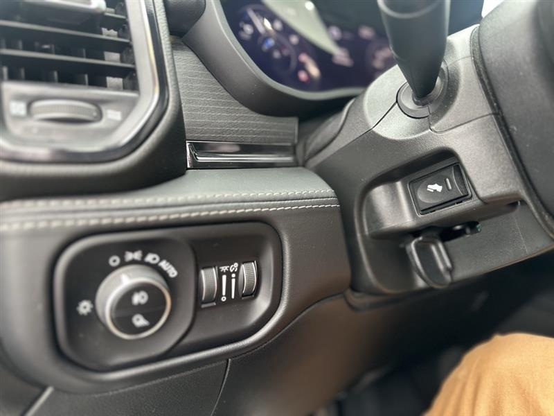 RAM 3500 Limited Crew Cab LWB 4WD 2023