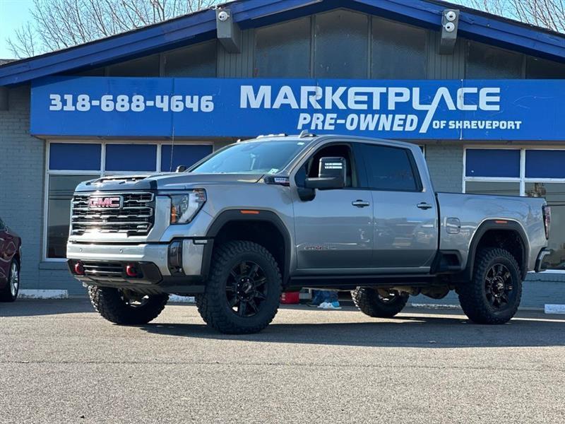 GMC Sierra 2500HD AT4 Crew Cab 4WD 2024