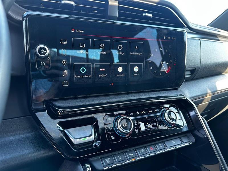 GMC Sierra 2500HD AT4 Crew Cab 4WD 2024