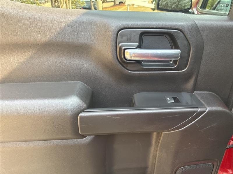 Chevrolet Silverado 1500 Custom Crew Cab Long Box 4WD 2021