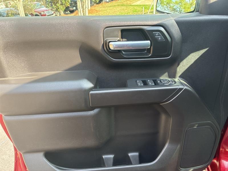 Chevrolet Silverado 1500 Custom Crew Cab Long Box 4WD 2021