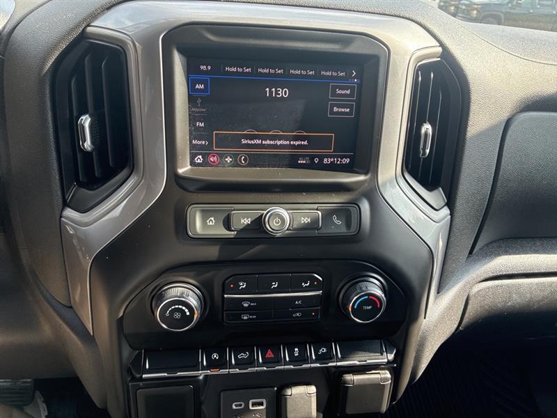 Chevrolet Silverado 1500 Custom Crew Cab Long Box 4WD 2021