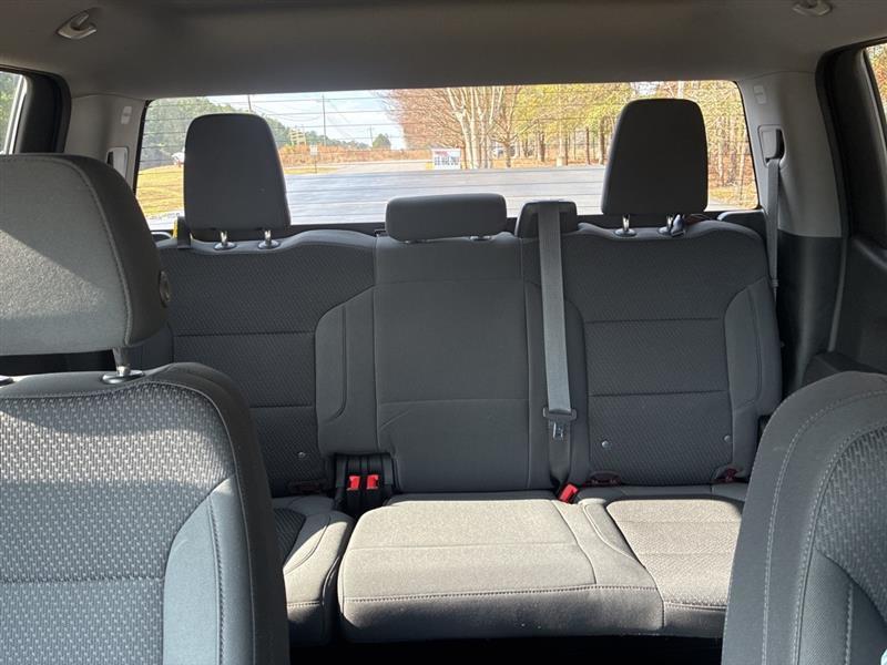 Chevrolet Silverado 1500 Custom Crew Cab Long Box 4WD 2021