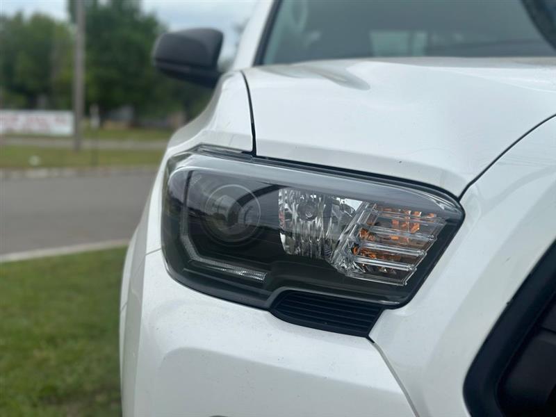 Toyota Tacoma SR5 Double Cab I4 2WD 2022