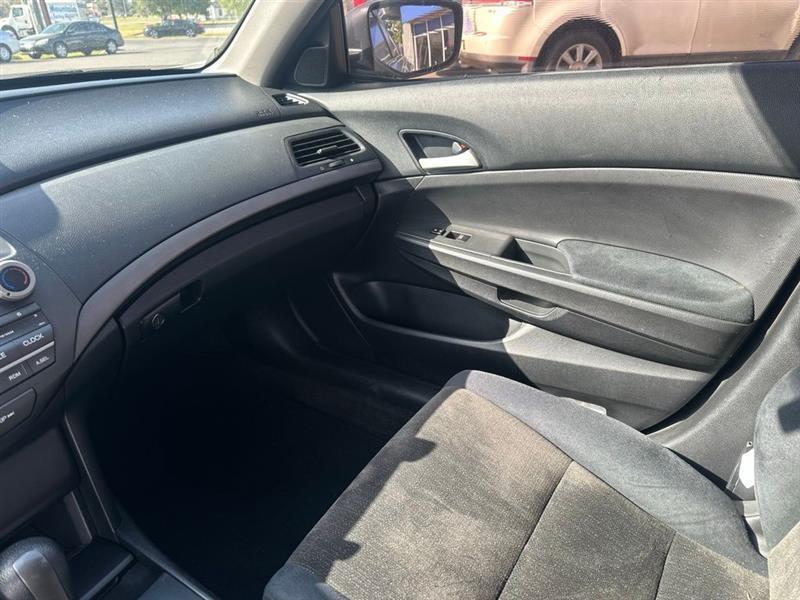 Honda Accord LX-P Sedan AT 2010