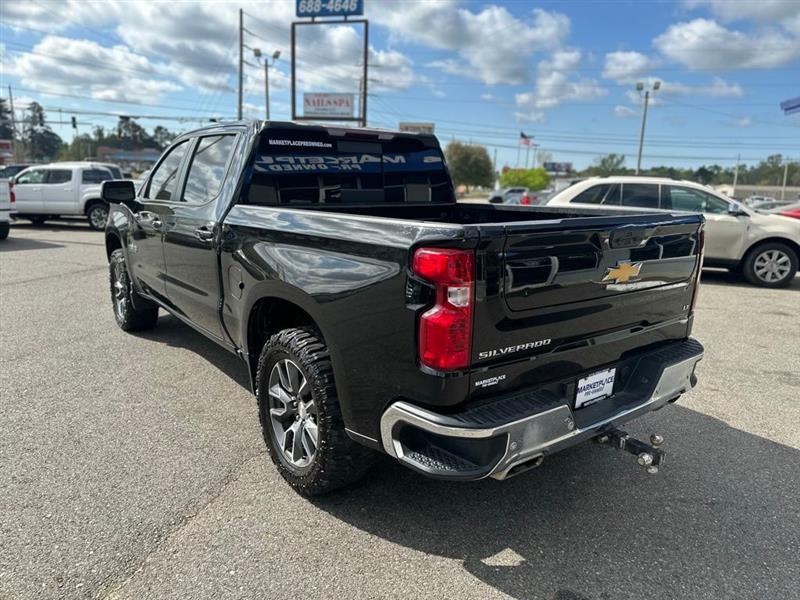 Chevrolet Silverado 1500 LT Crew Cab 4WD 2022
