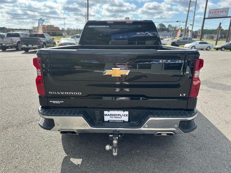 Chevrolet Silverado 1500 LT Crew Cab 4WD 2022