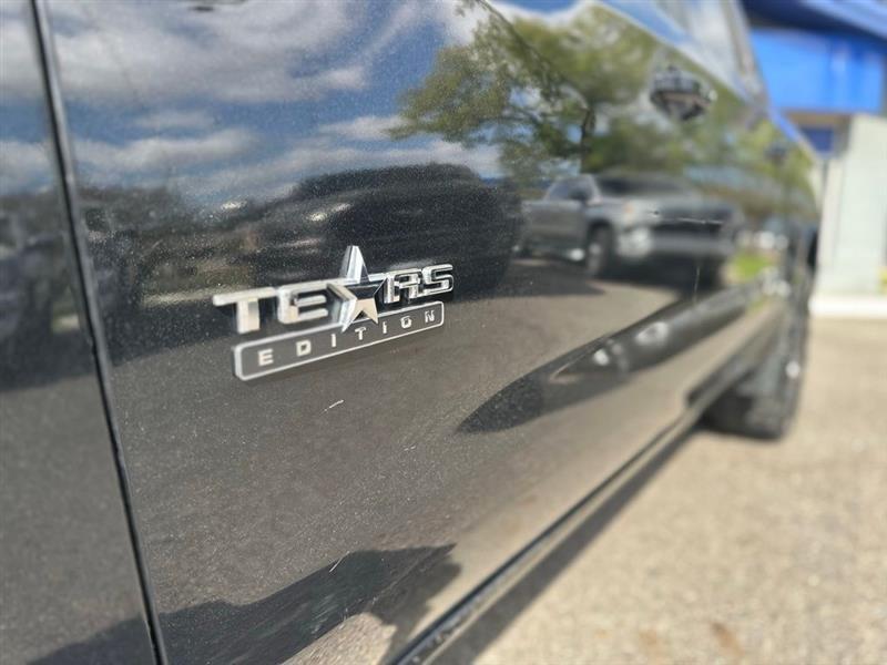 Chevrolet Silverado 1500 LT Crew Cab 4WD 2022