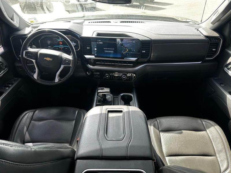 Chevrolet Silverado 1500 LT Crew Cab 4WD 2022