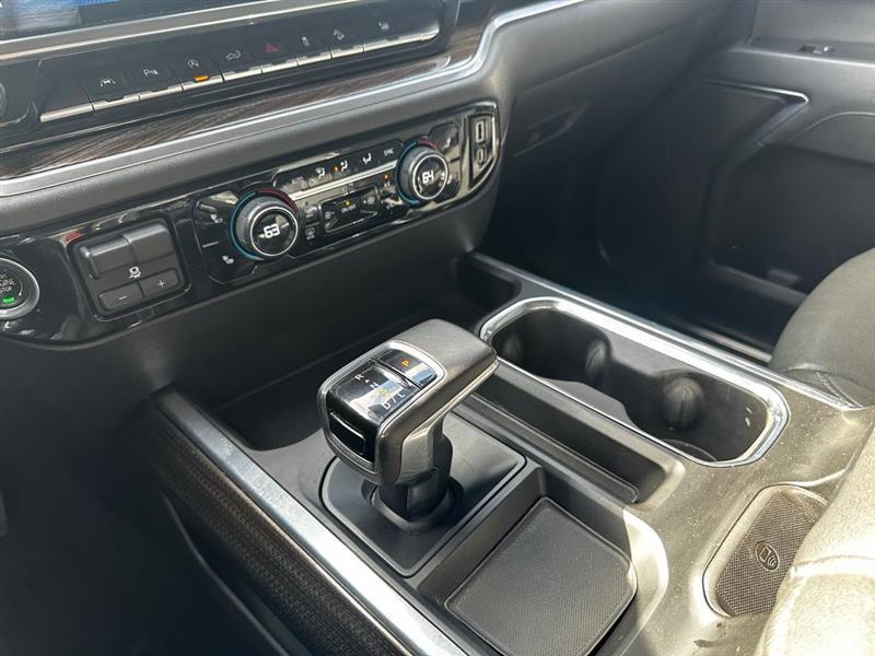 Chevrolet Silverado 1500 LT Crew Cab 4WD 2022